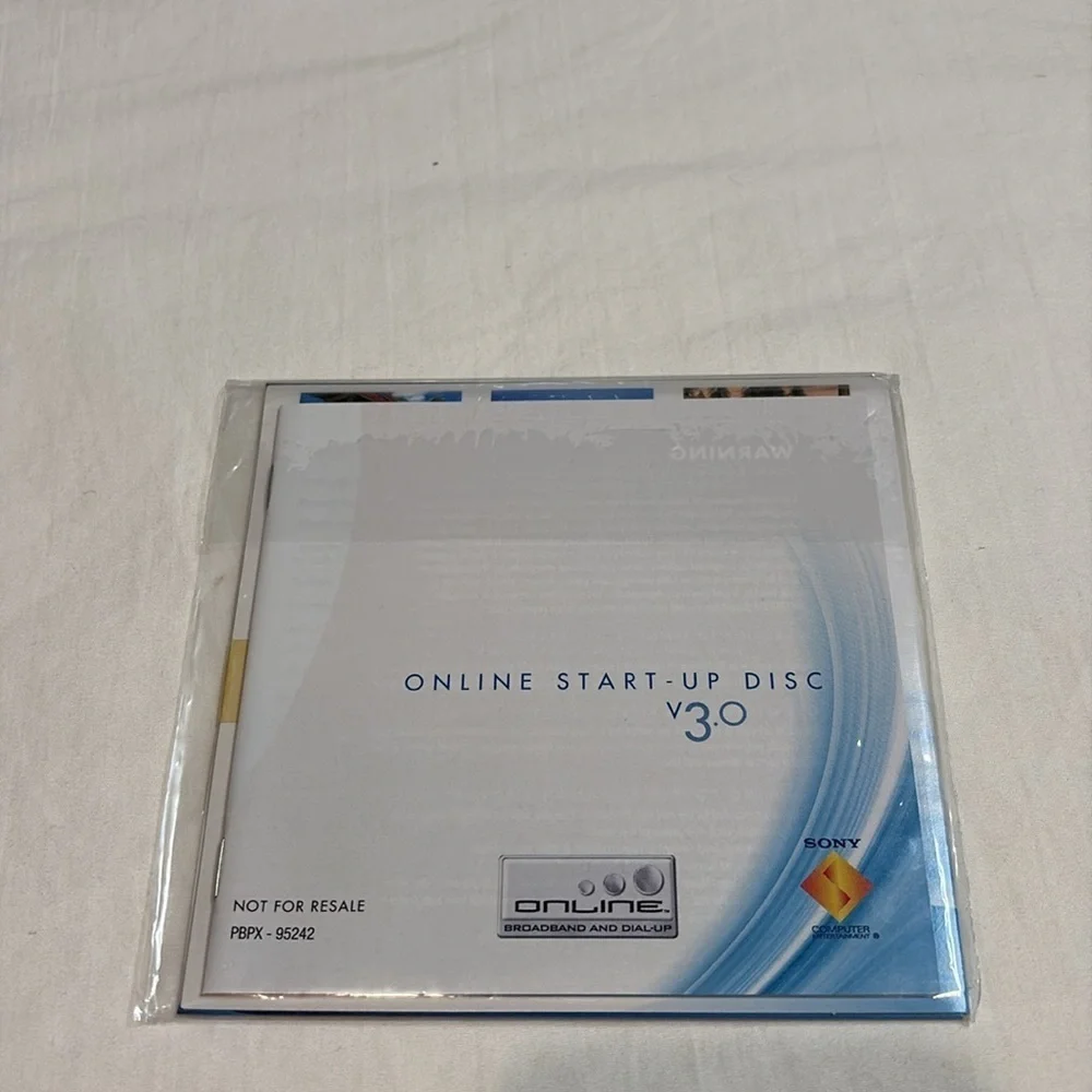 Sony PlayStation 2 Online Start-Up Disc V3.0 - Blue and White